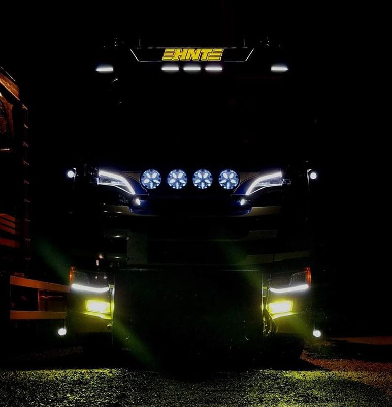 Front-Strip 24V für Frontgrill Scania NG - Xenon Weiß