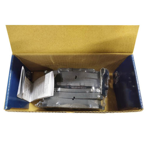 Передние тормозные колодки Bosch BP2418