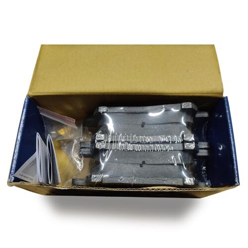 Передние тормозные колодки Bosch BP2326
