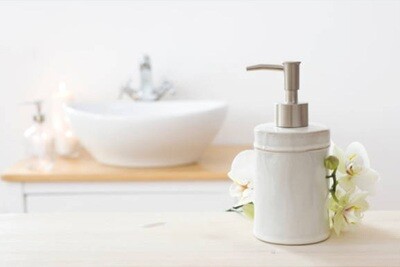 Soap Holders & Dispencers