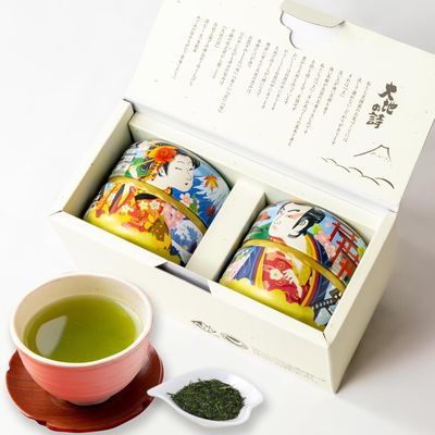 Premium boxed green tea set with Mt. Fuji design