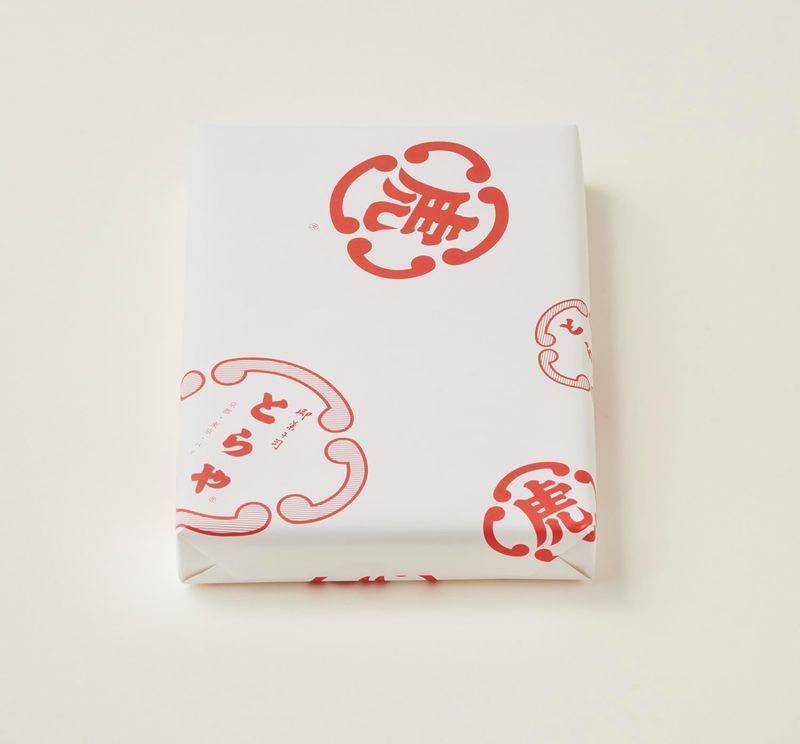 Toraya Small-Sized Yōkan Assortment – 10 Pieces