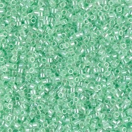 Delica 11/0 DB0237 Lined Crystal Lt.Green