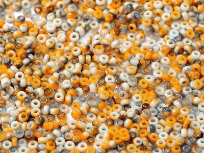 Seed Beads 8/0 White Opaque Funky Copper