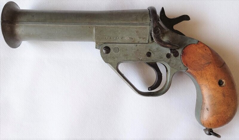 Deactivated British 1" Flare Pistol