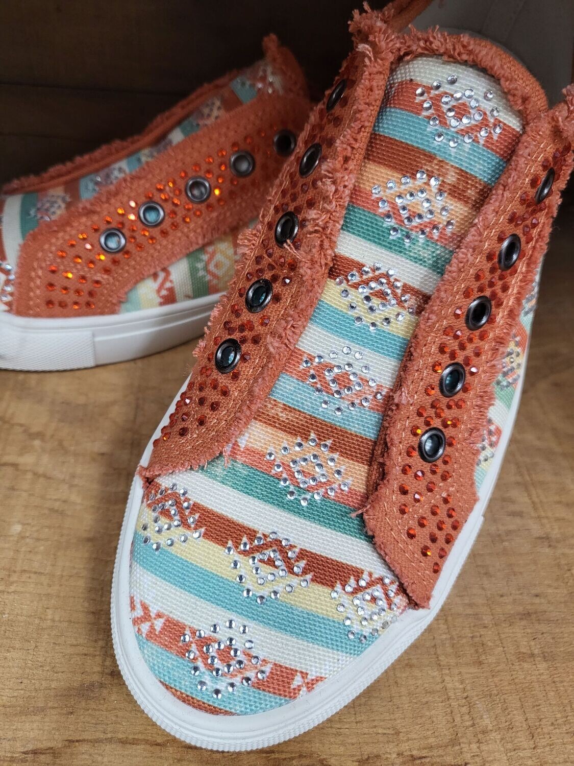 Montana West Aztec Canvas SlipOn Shoe