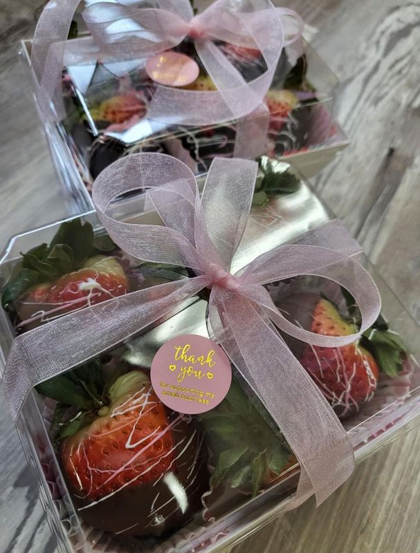 Chocolate Covered Strawberries 1/2 Dozzen