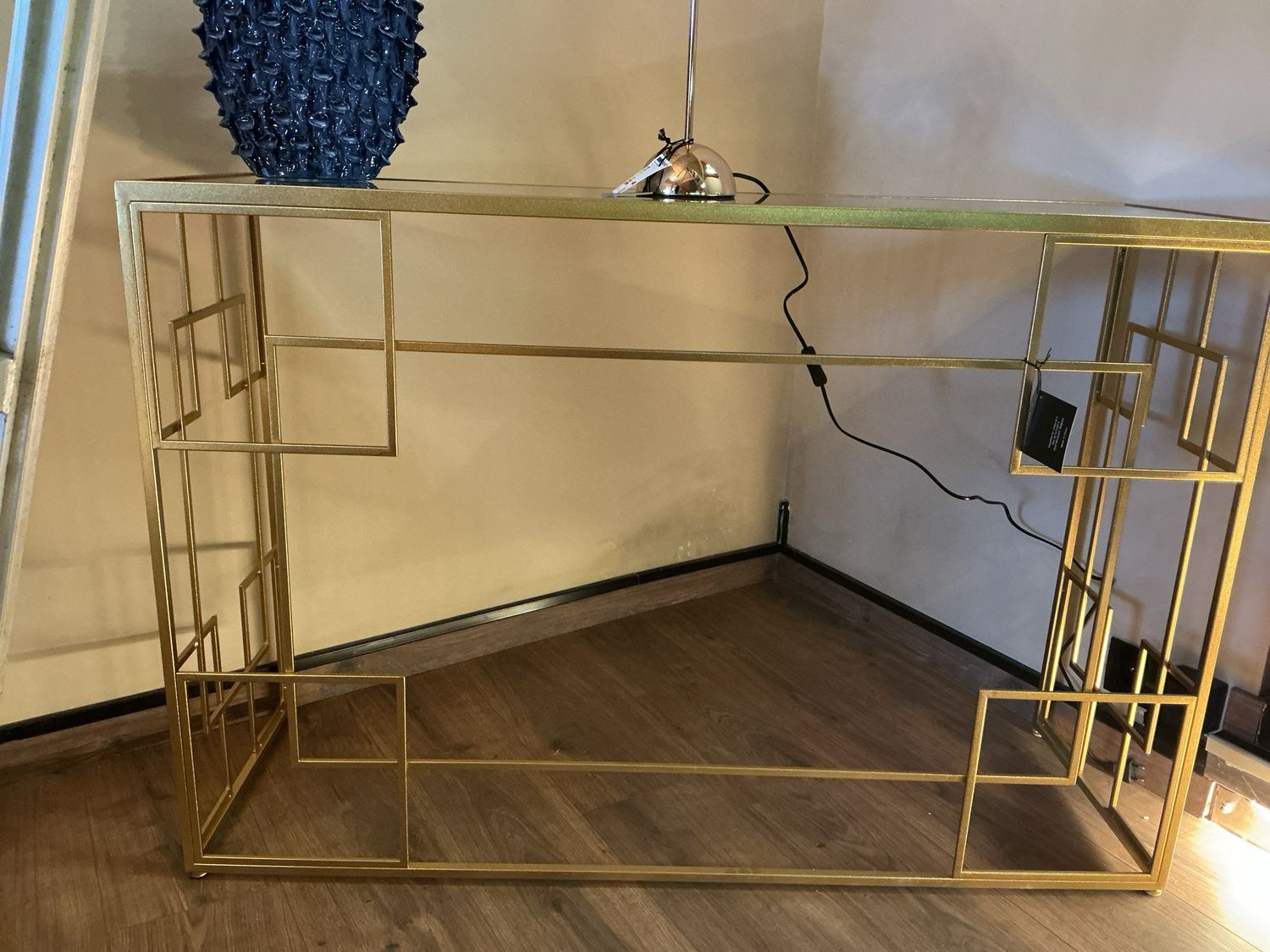28701 Console lijnen metaal goud 120x40x81,5