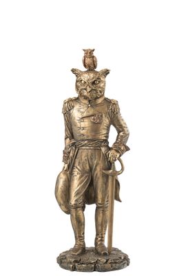 Man uil antiek goud