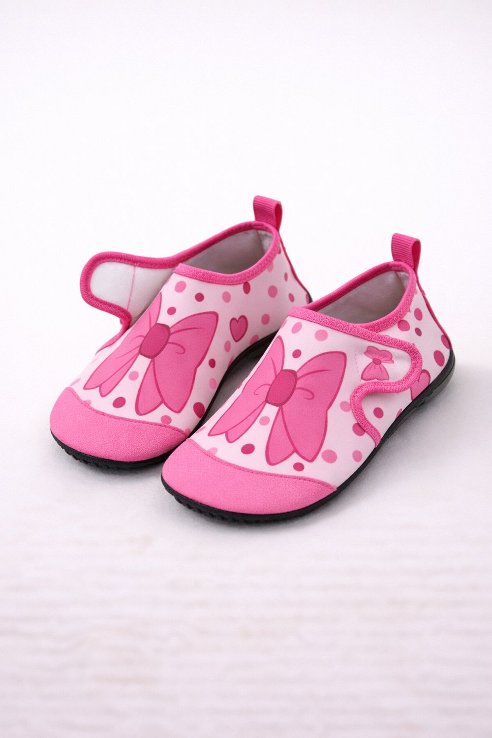 Girls Pink Bow Tie Water Shoes