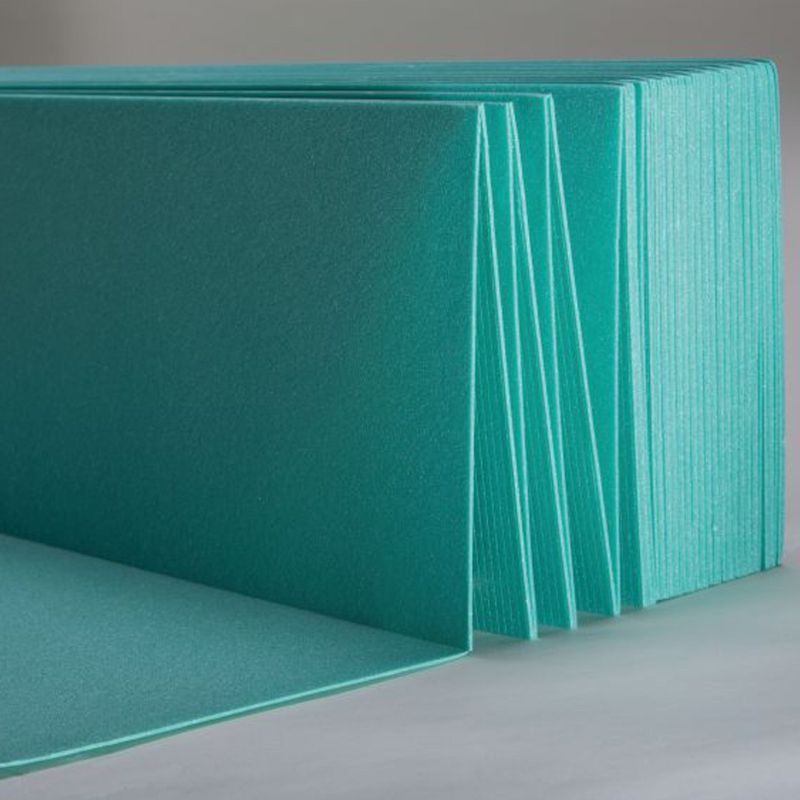 Gefaltete Trittschalldämmung aus XPS in Grün