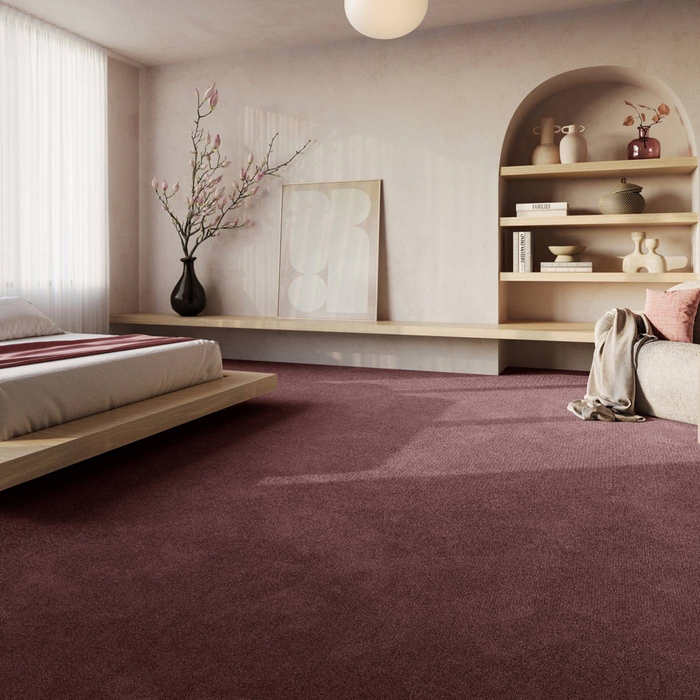 Raumbild eines Teppichbodens in Rosarot in einem modernen und schlichten Schlafzimmer in Braun und Beige