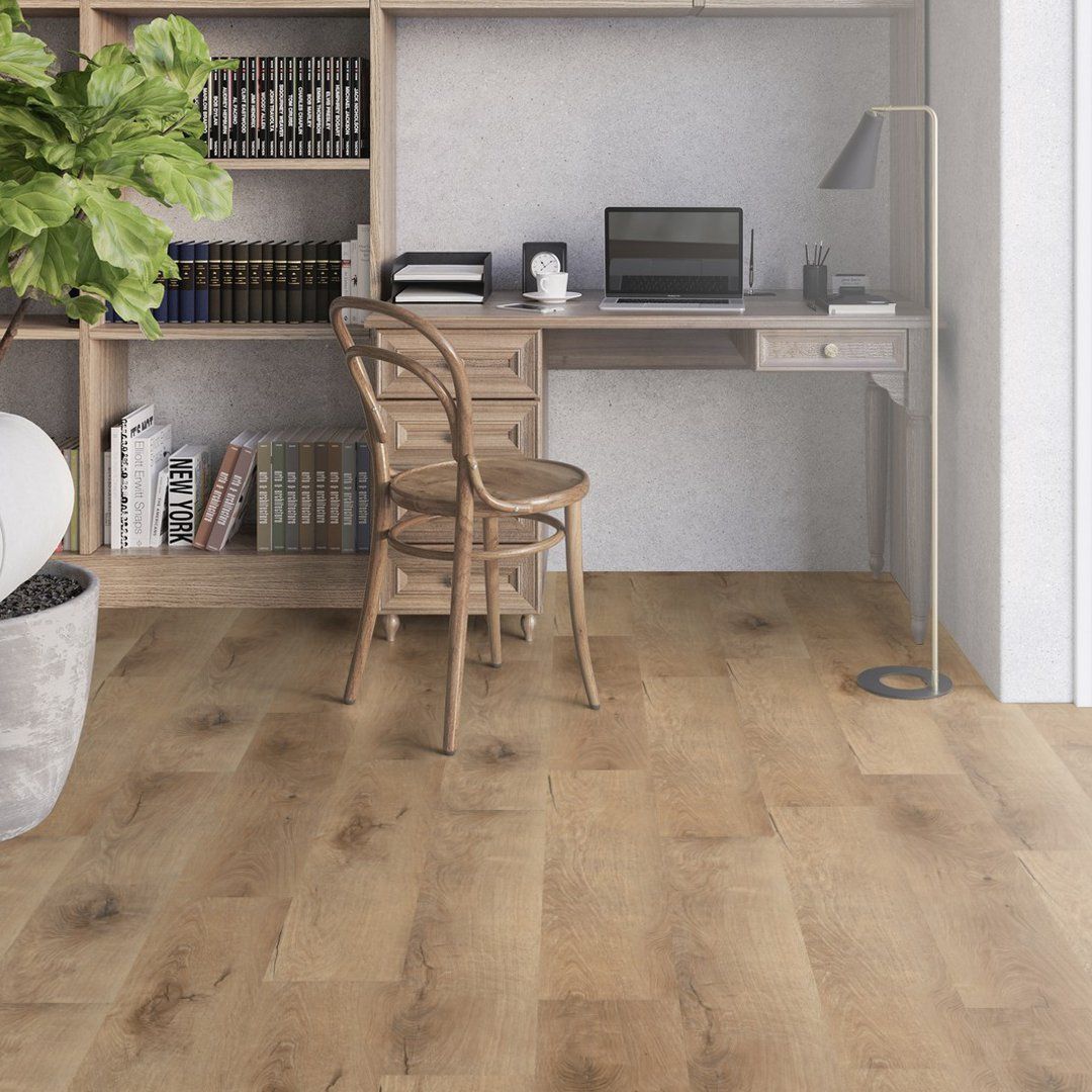 Klebe-Vinyl Holzoptik Royal Oak Traditional 34 - 1 Paket 3,685 m² Klebe-Vinyl in natürlicher und brauner Eichenholzoptik in einem Heimbüro
