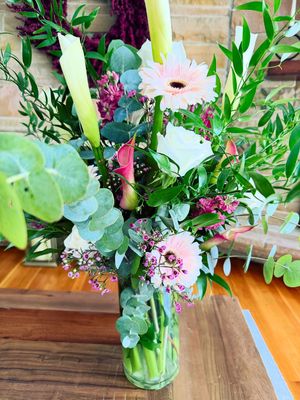 Grace™ – Timeless Garden Arrangement