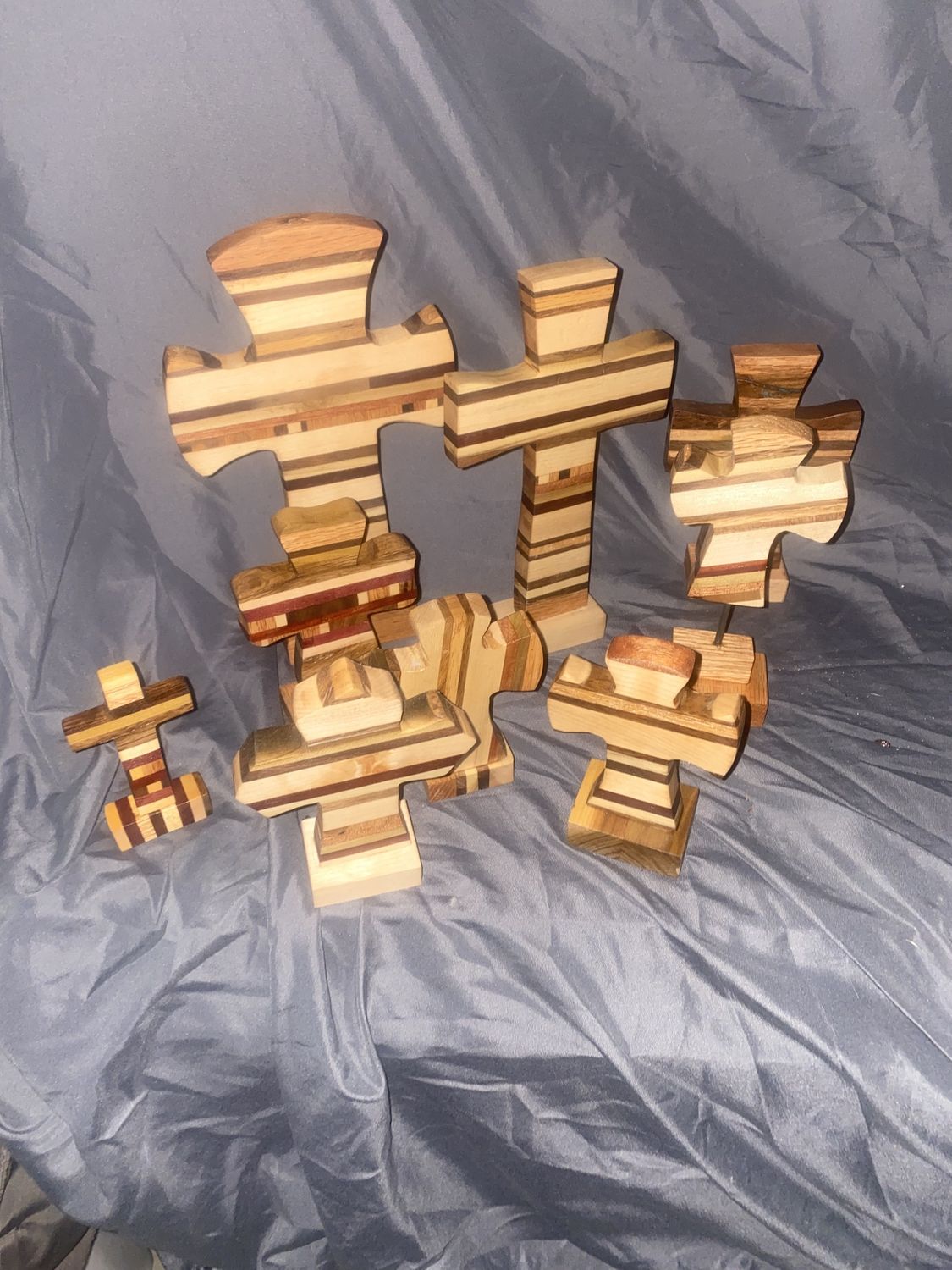 MED wood art cross