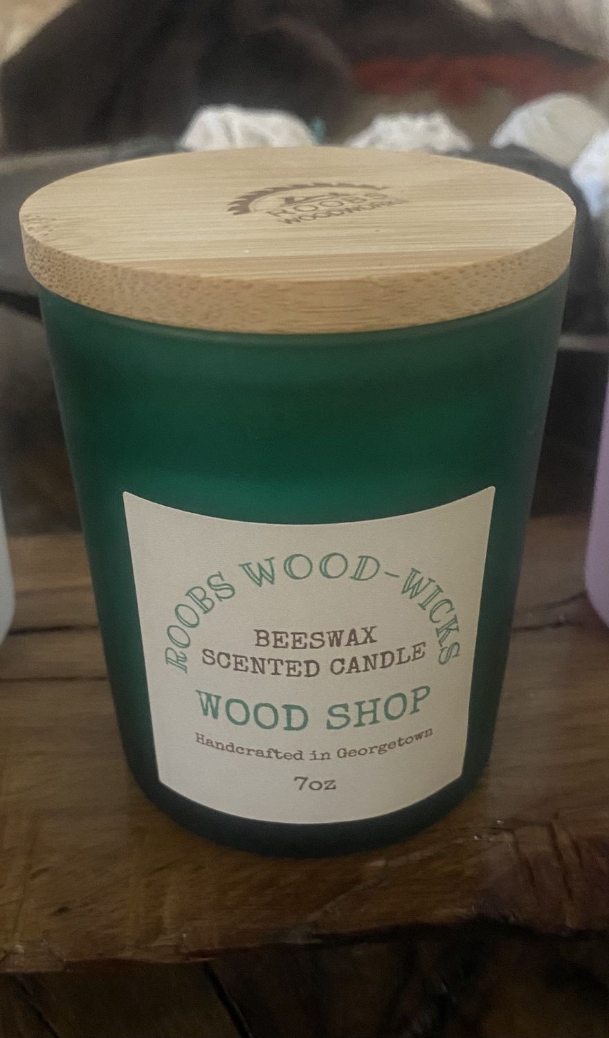 Candle Beeswax Signature Scents, Signature scent: Wood shop