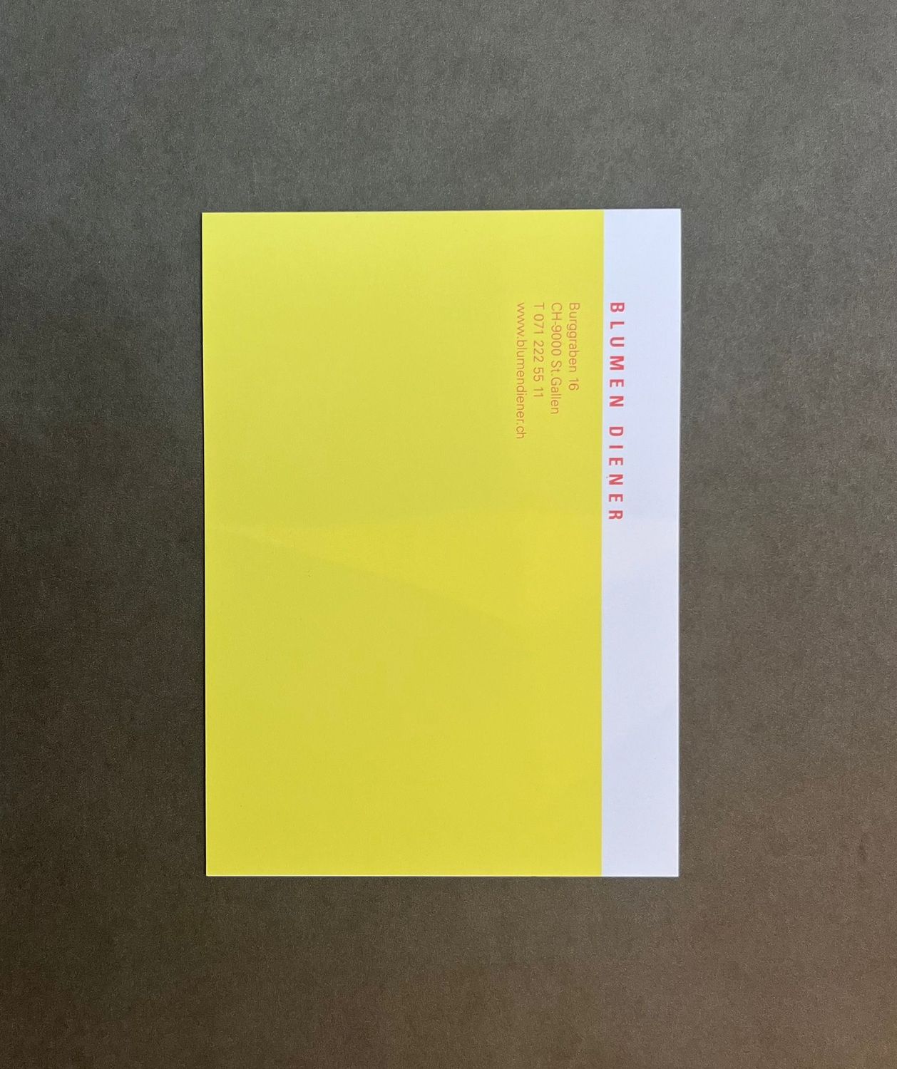 Blankokarte mit Blumen Diener Logo