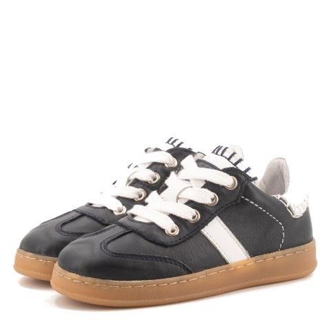 Clic! Veterschoen donkerblauw met witte details