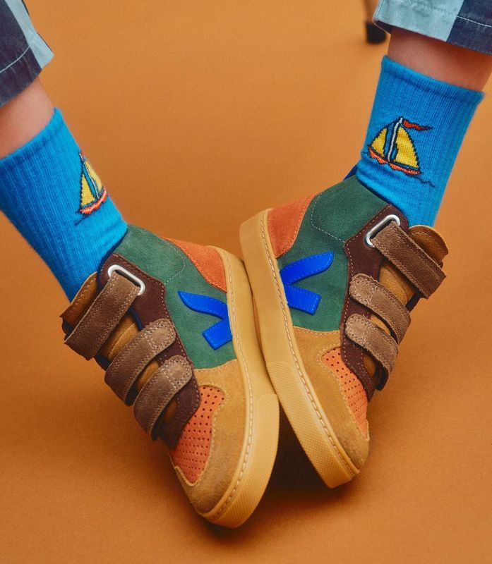 Veja // V-10 MID Multico Paros