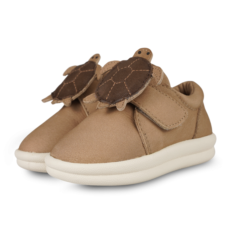 Donsje Toddler Footwear // Nellu Sneakers | Turtle