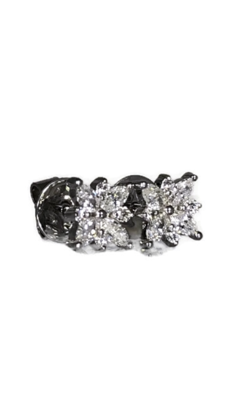 Diamond ear studs