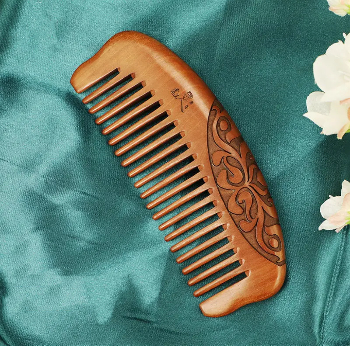 Peigne en acajou 3