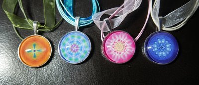Médaillon mandala (271 mandalas à choix)