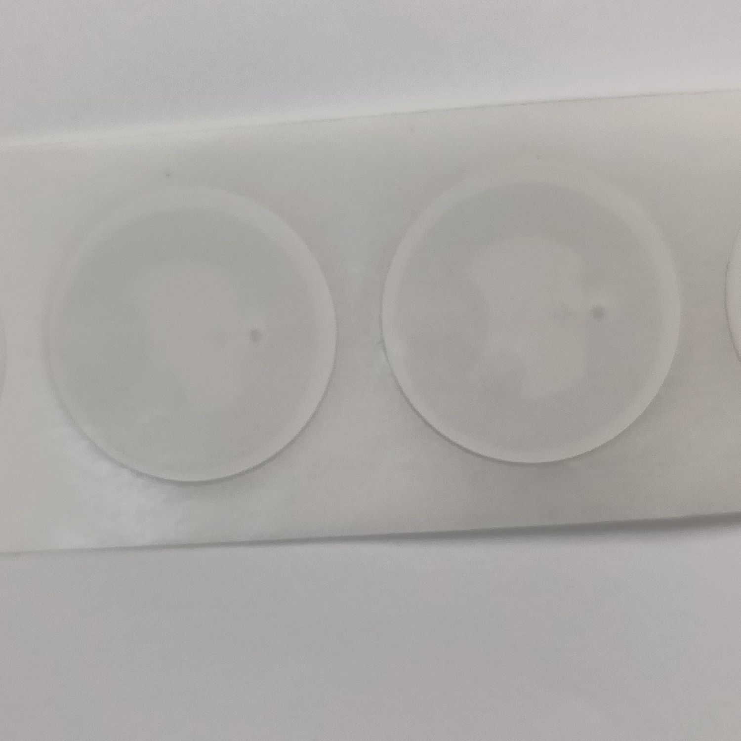 NFC Sticker Tag 25mm, NTAG 215  for non-metal objects - Pack of 10