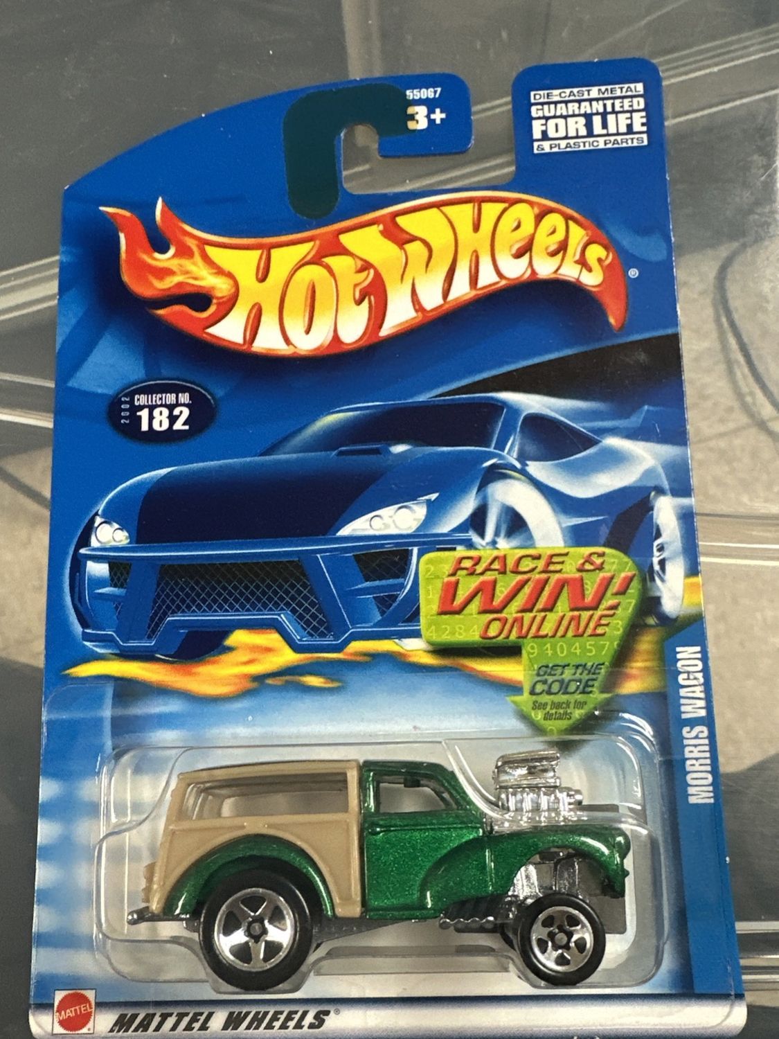 2001 Hot Wheels Morris Wagon #182 RACE &amp; WIN B21