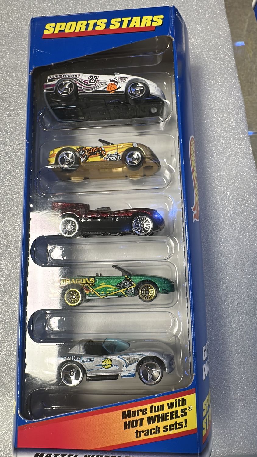 Hot Wheels 1998  5 Car Gift Pack Sports Stars #25365
