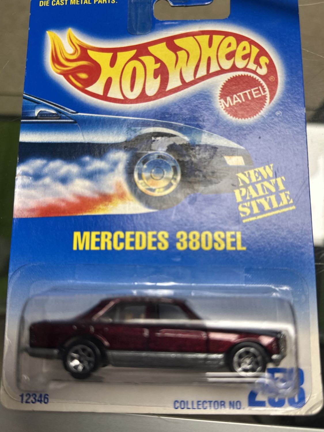 1991 Hot Wheels "New Paint Style" MERCEDES 380 SEL #253 Sparkle Red