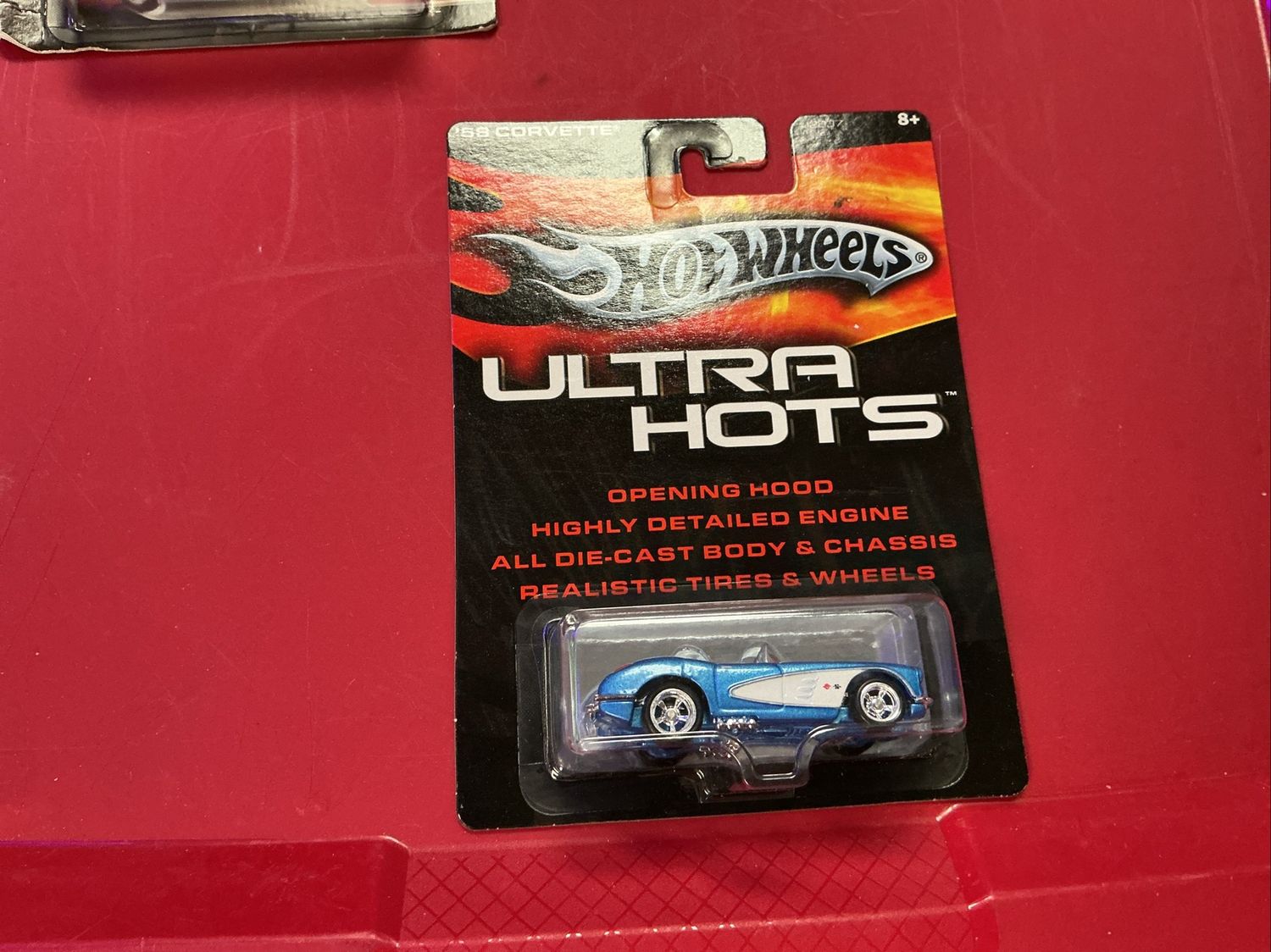 2005 Hot Wheels Ultra Hots 1958 Corvette