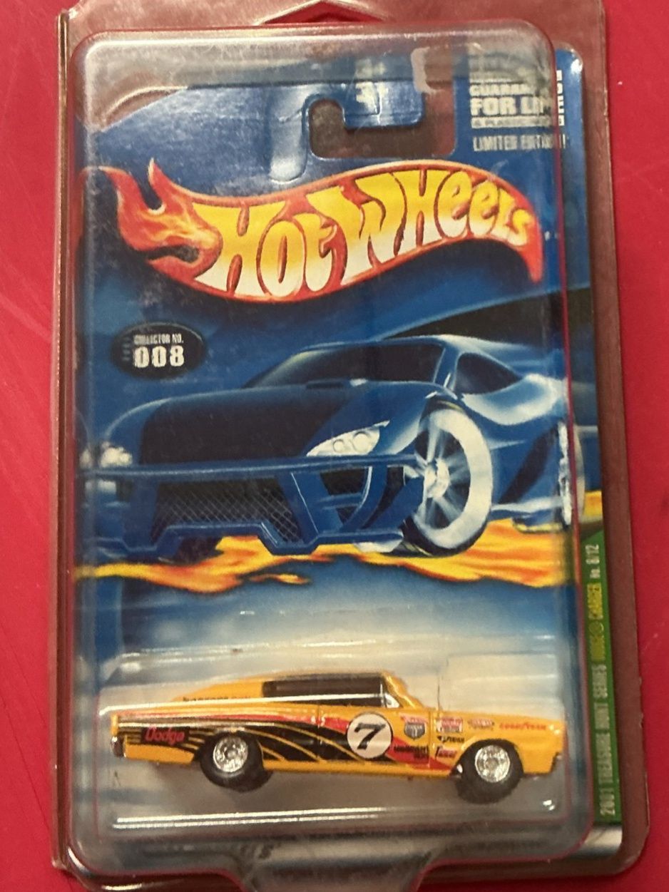 Hot Wheels 2001  Treasure Hunt Series Dodge Charger #8/12 Real Riders