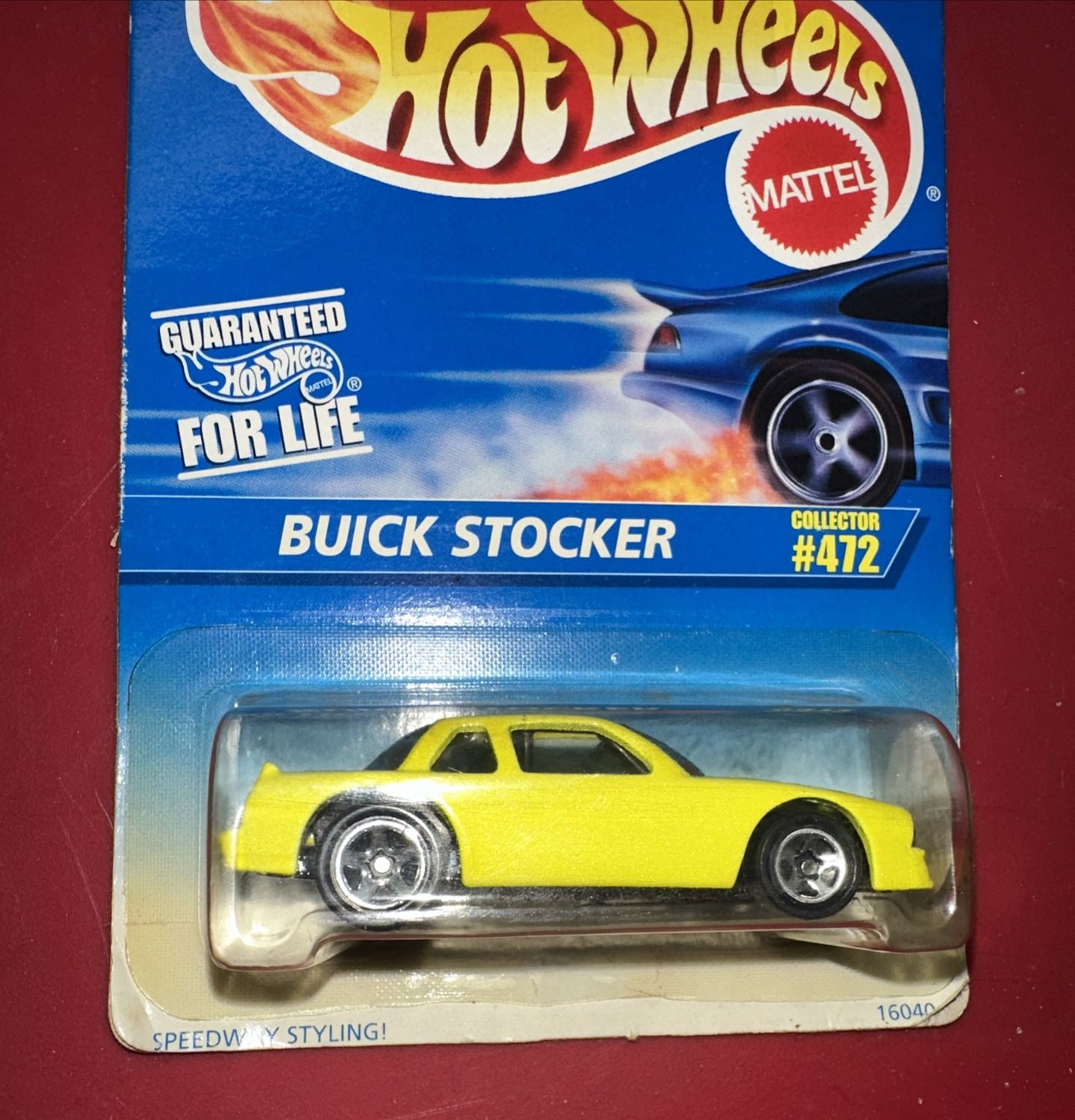 VINTAGE 1996 Hot Wheels Bright Yellow Pearl BUICK STOCKER #472 all metal B31