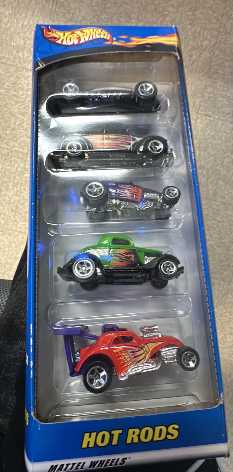 Hot Wheels Hot Rods 50072 5 Gift Pack 34 ford fiat 500C lakester Roadster