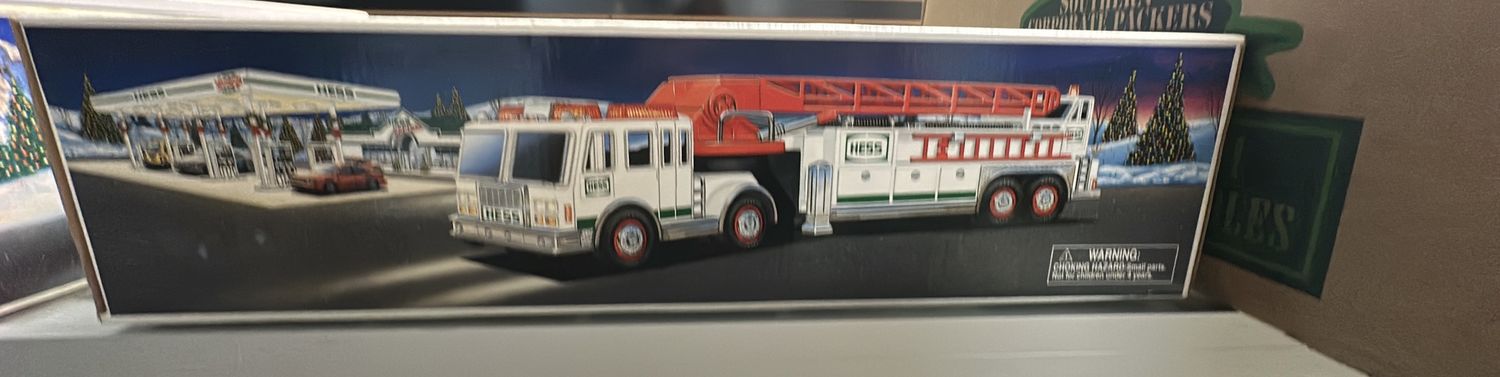 Hess 2000 Fire Truck