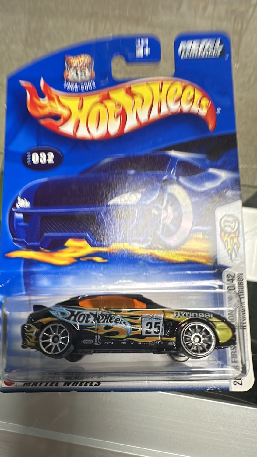 Hot Wheels 2003 #032 1st EditionHyundai TIBURON Black Chrome 10-Spoke Wheels