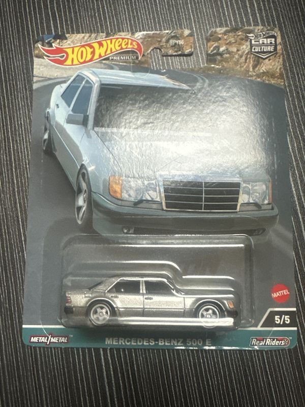 Hot Wheels Mercedes Benz 500 E