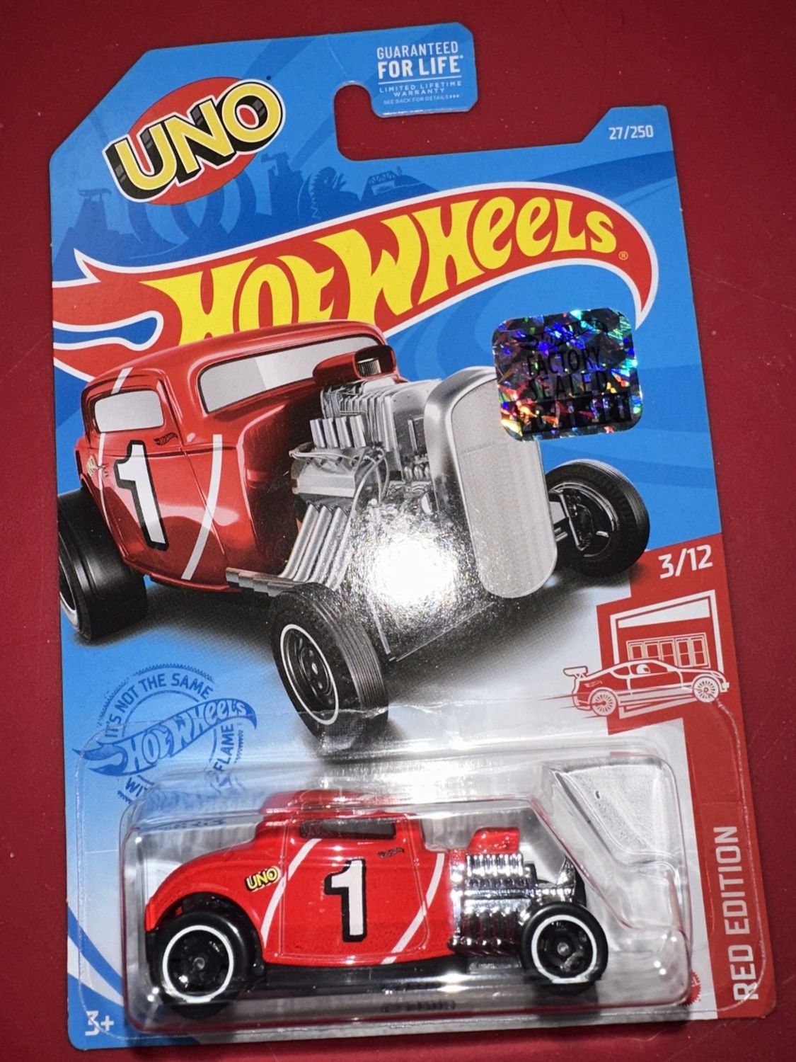 2021 Hot Wheels Target Red Edition Series 3/12 #27 '32 FORD COUPE HOTROD Red UNO