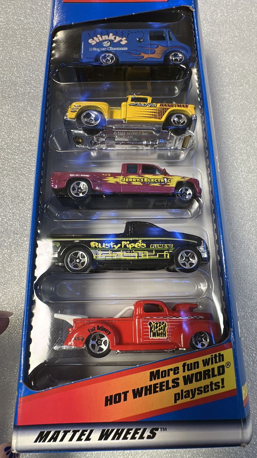 Hot Wheels House Calls #21080 Gift Pack