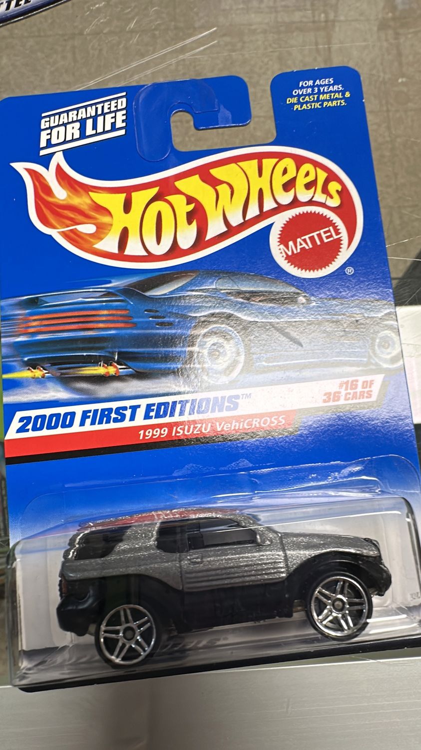 Hot Wheels – First Editions #16 of 36 – 1999 Isuzu VehiCROSS – 2000-076