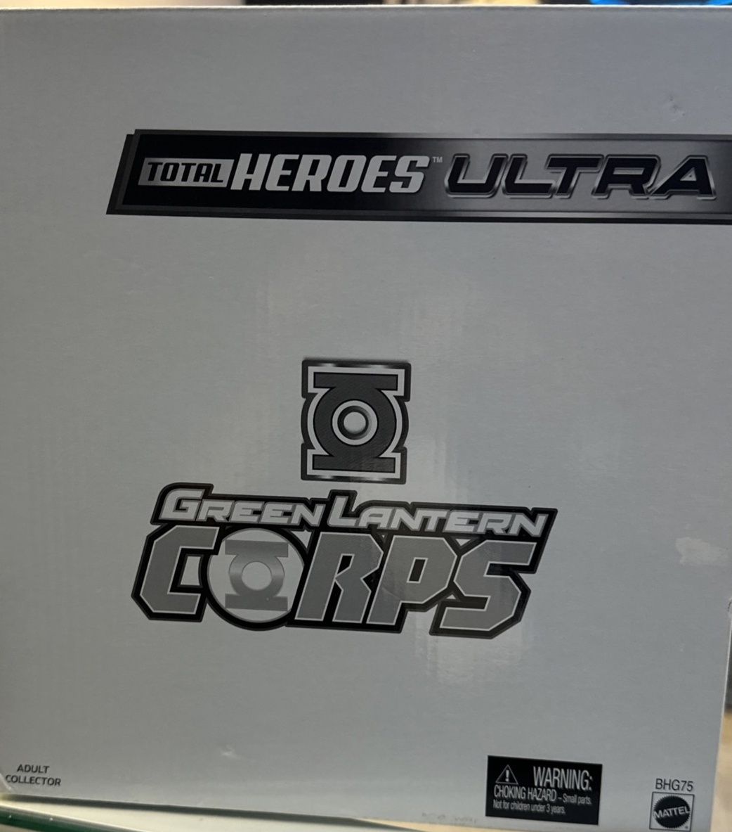 Mattel DC Comics Total Heroes Ultra Green Lantern Corps Figure Adult Collector