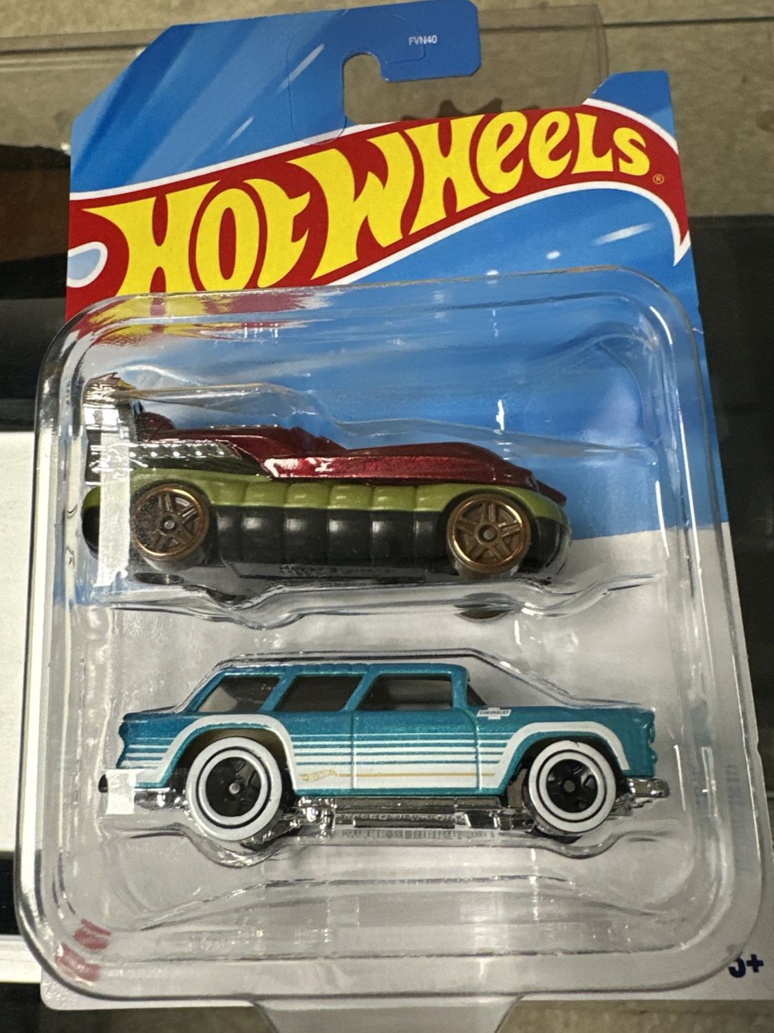 Hot Wheels 2025 , 2 pk Hover Storm / Classic 55 Nomad  JBJ98-JA10