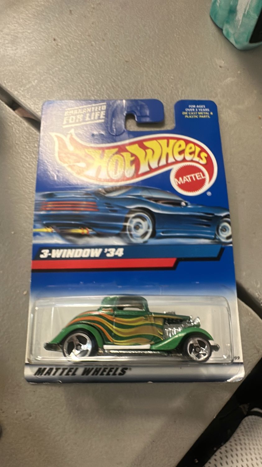 Hot Wheels Ford 3-window 34 green