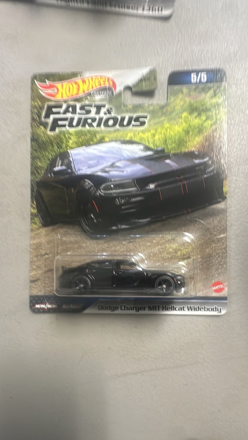 Hot Wheels Charger SRT Hellcat Widebody
