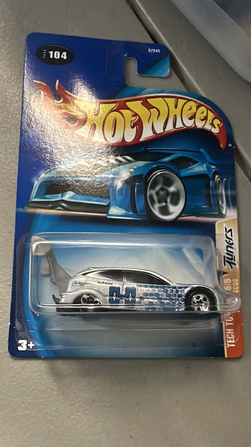 hot wheels ford focus white