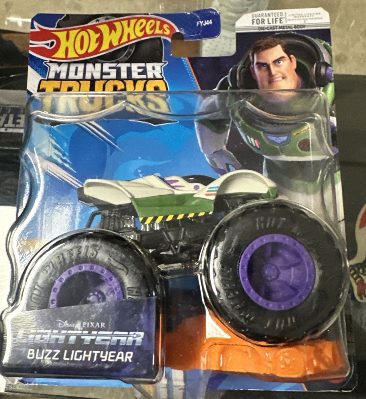 Hot Wheels HGB56 2022 Monster Trucks	Buzz Lightyear