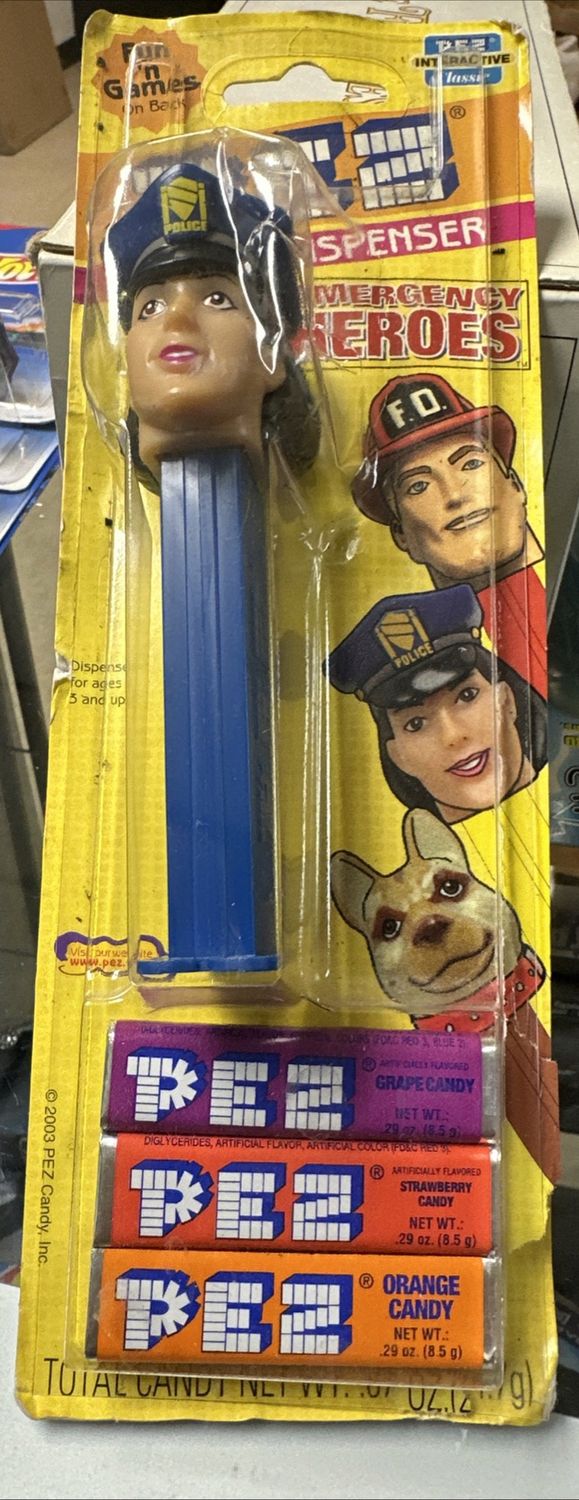 Emergency HEROES PEZ Dispenser Sealed  2003 Female Police Officer 