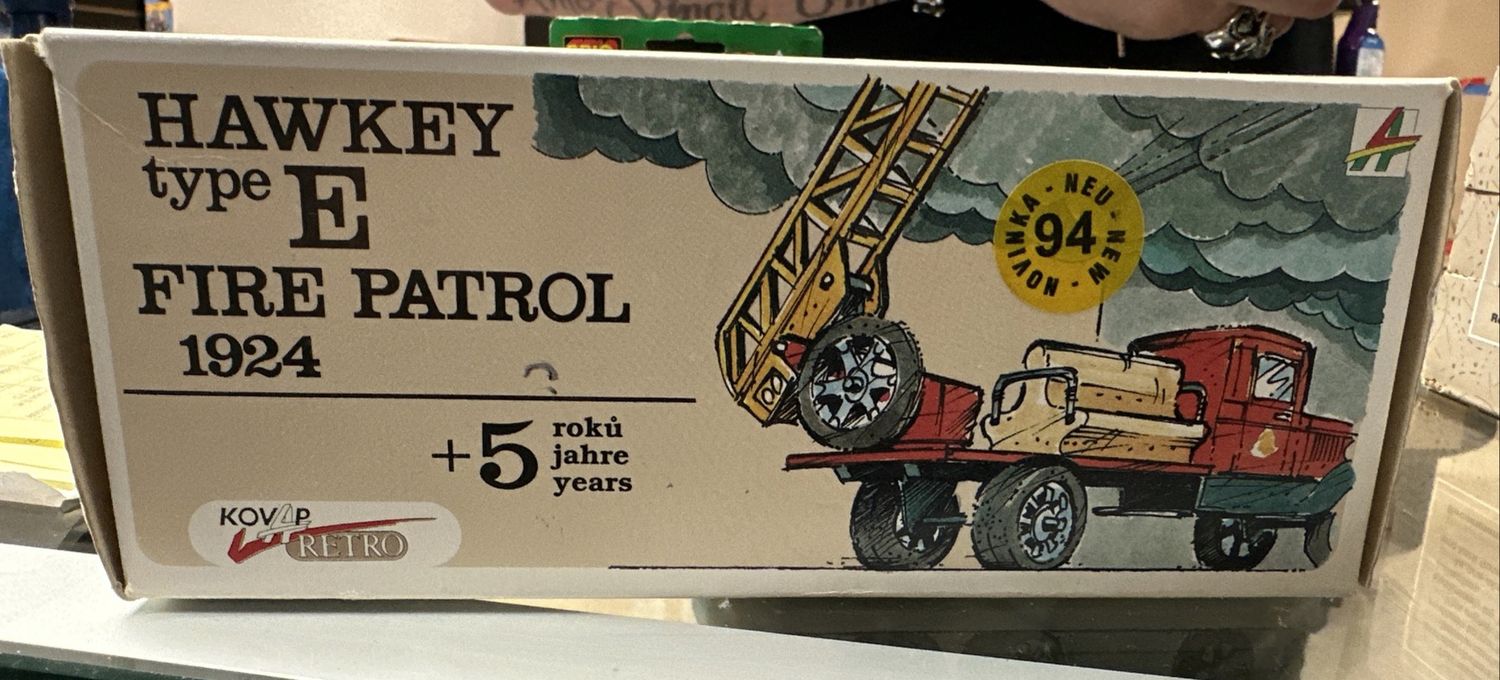 KOVAP RETRO HAWKEY 1924 FIRE ENGINE LADDER FEUERWEHR TRUCK Tin Model