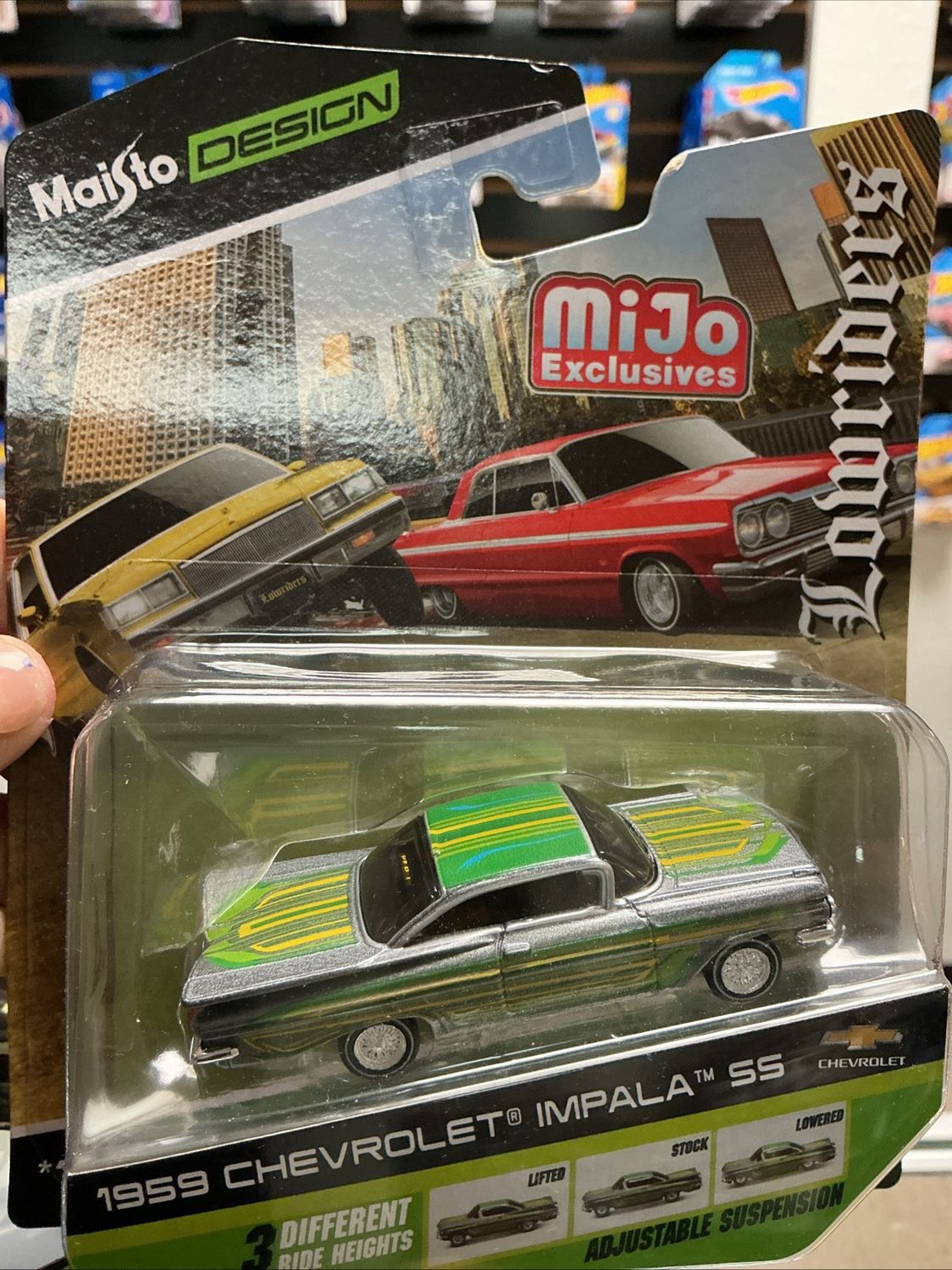 1/64 MAISTO MIJO EXCLUSIVES LOWRIDER 1959 CHEVROLET IMPALA ADJUSTABLE SUSPENSION